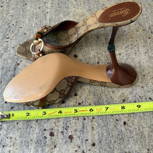 Authentic Gucci Beige/Brown Monogram Women's Kitten Heels size 6 1/2 B. LIKE NEW - Picture 9 of 10